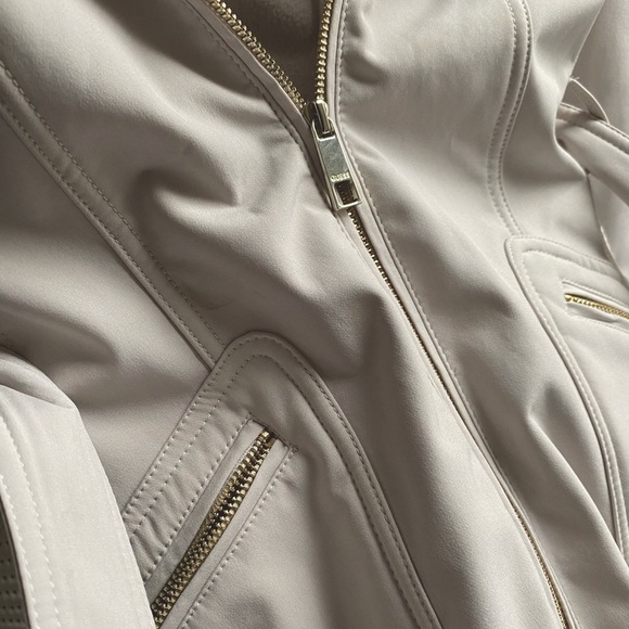 Guess Womens Slim Trench Coat White / Silver - Picture 1 of 7